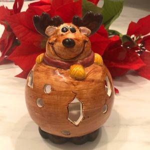 NWOT! Ceramic reindeer tea light holder